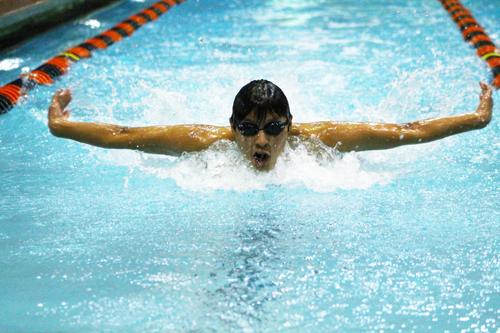 Boys swimming finishes tenth at state