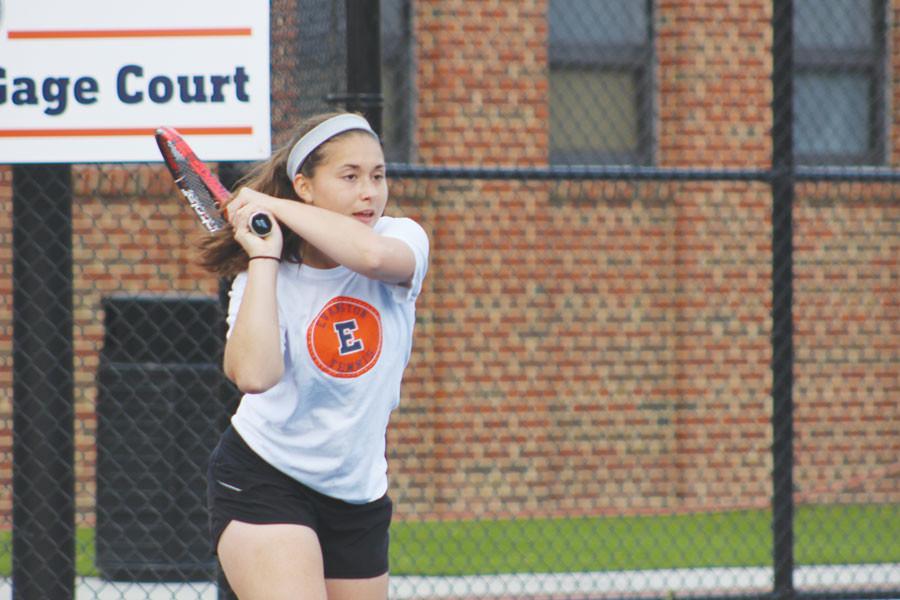 Girls tennis wraps up a successful season after sending two girls to state