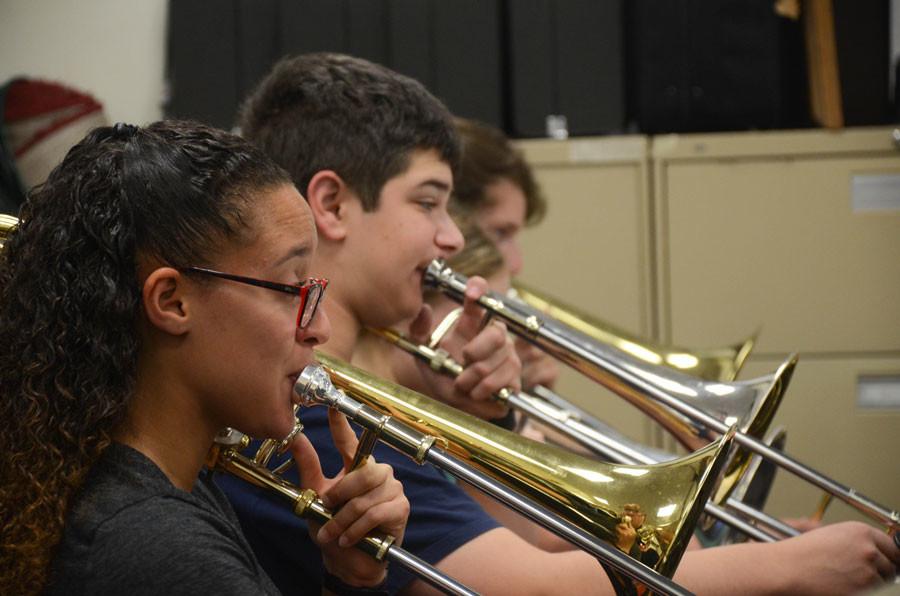 Jazz Band to open at Chicago Showcase