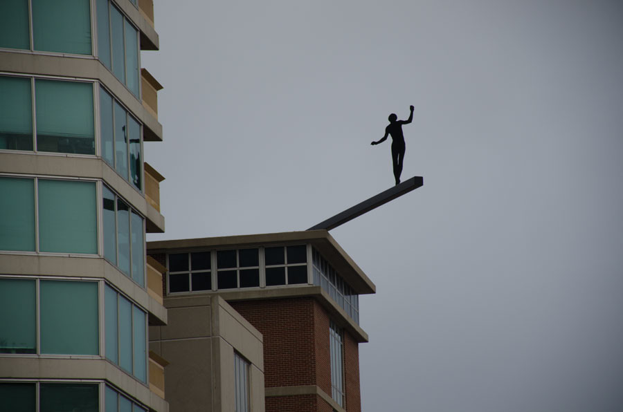 Parking garage suicides becoming an issue in Evanston