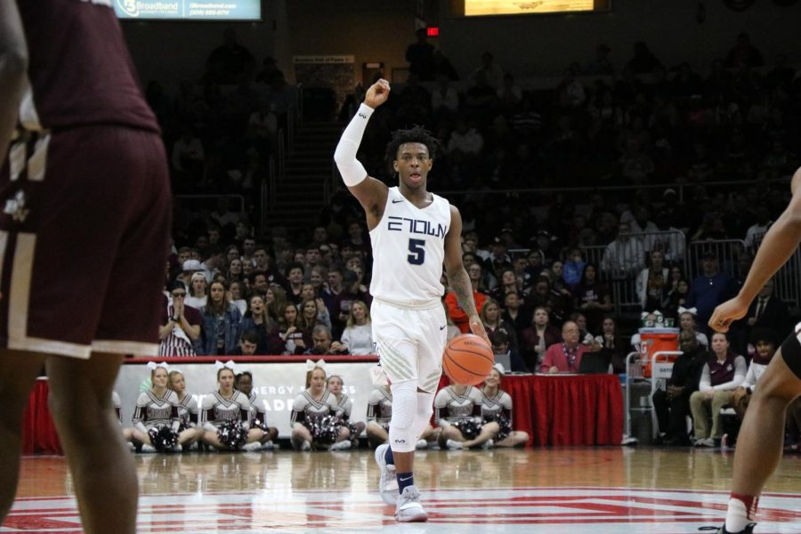 Senior Lance Jones calls a play at the State championship.