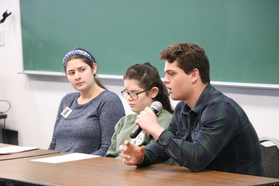Students present at the Grandchildren of Survivors panel.