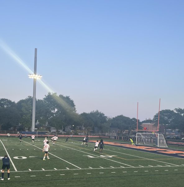 Boys soccer maintains undefeated record, triumphing over Deerfield Warriors
