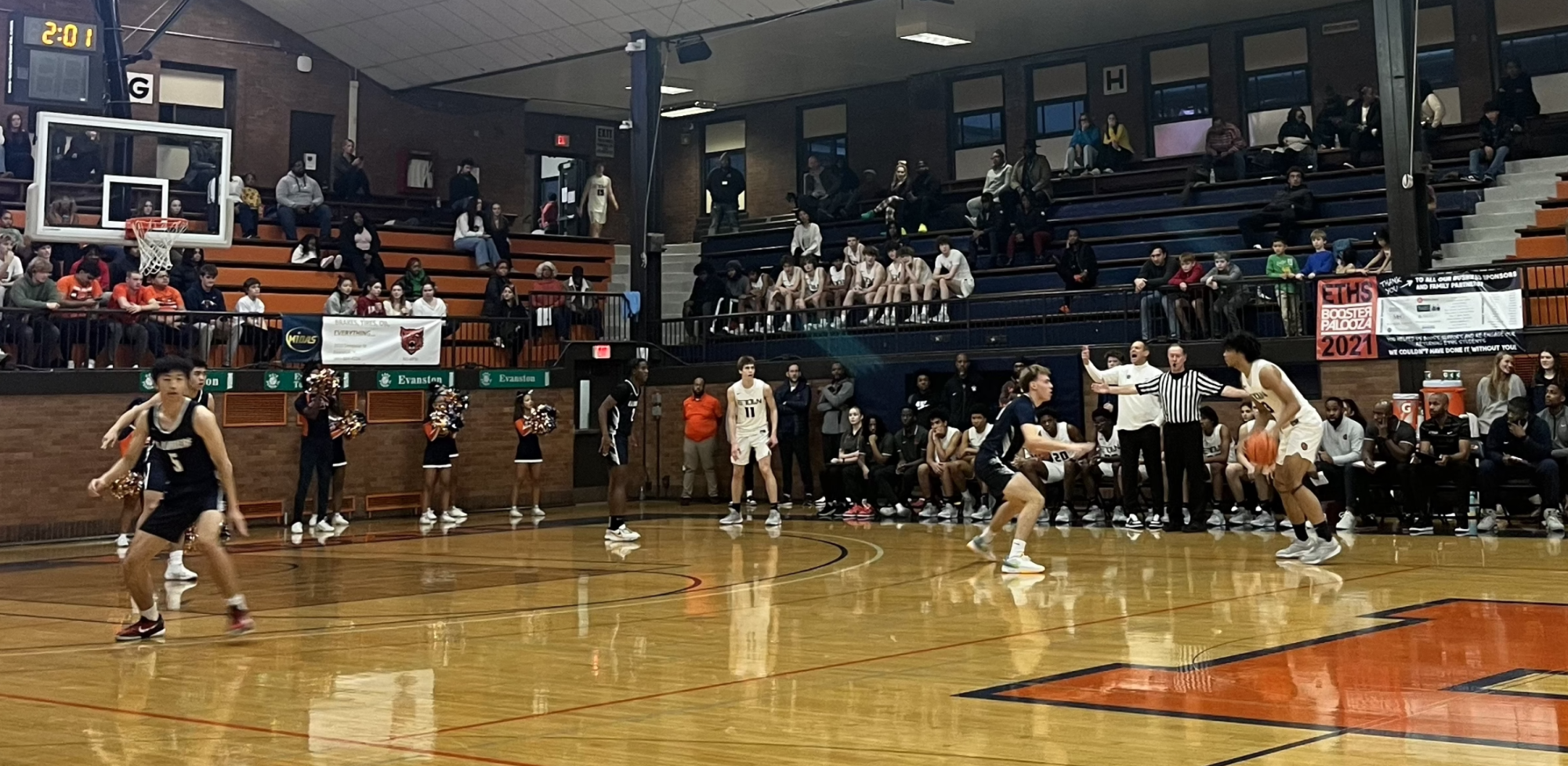 Evanston had three seniors in double-figures in the Saturday afternoon match-up against La Lumiere.