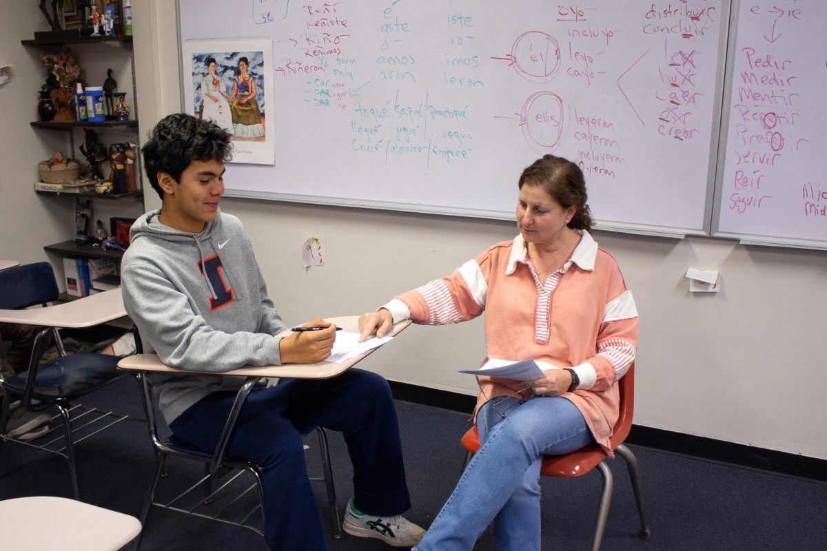 New Spanish Senior Seminar allows continued language study